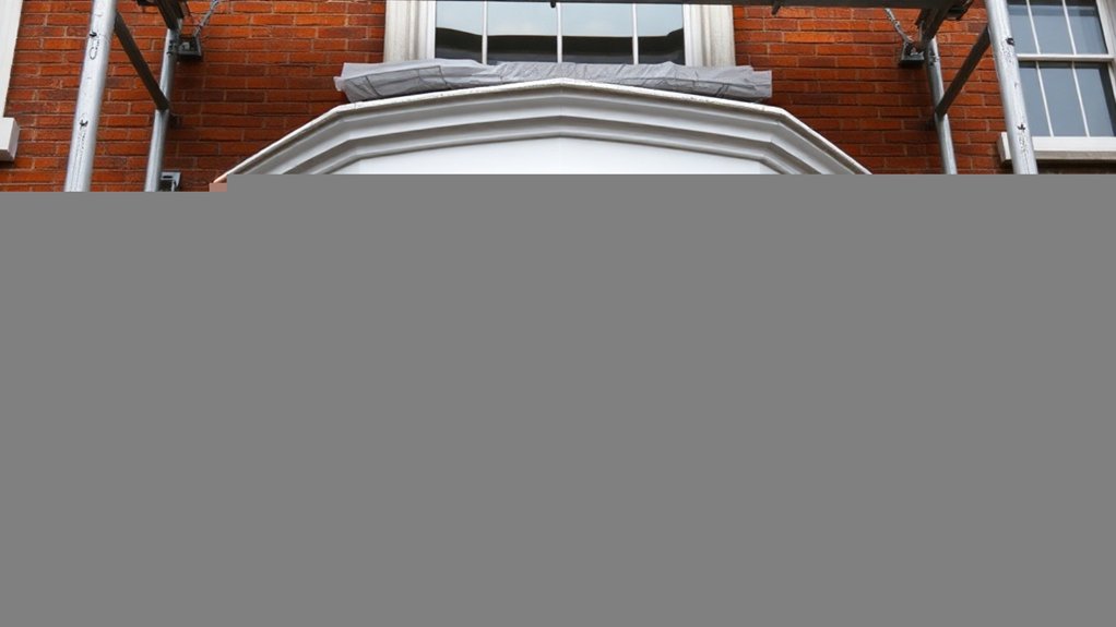 Bay Windows East Molesey
